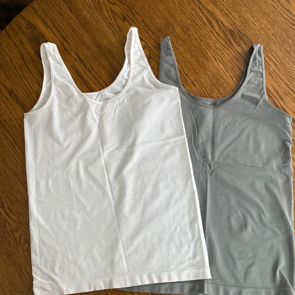 Carole Hochman tanks (2) size L